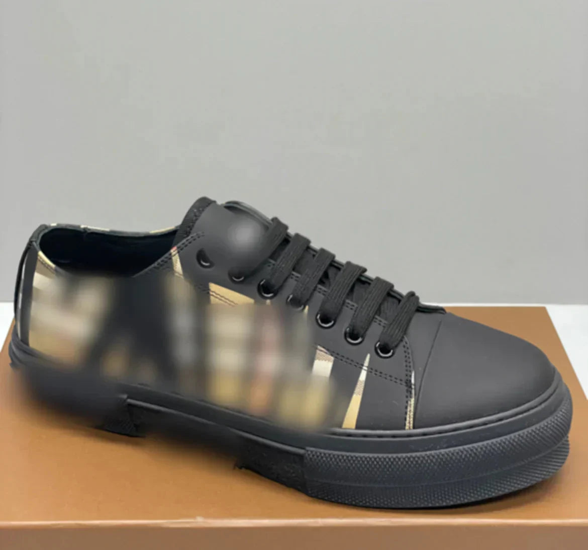 BB Black Canvas Slash