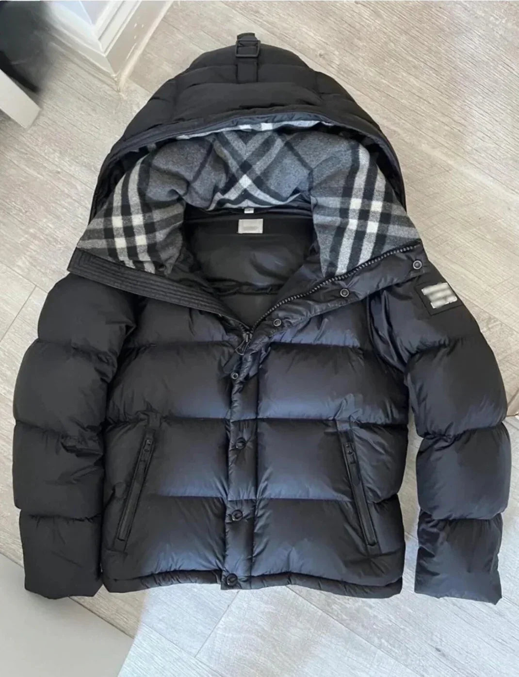 Black Puffer
